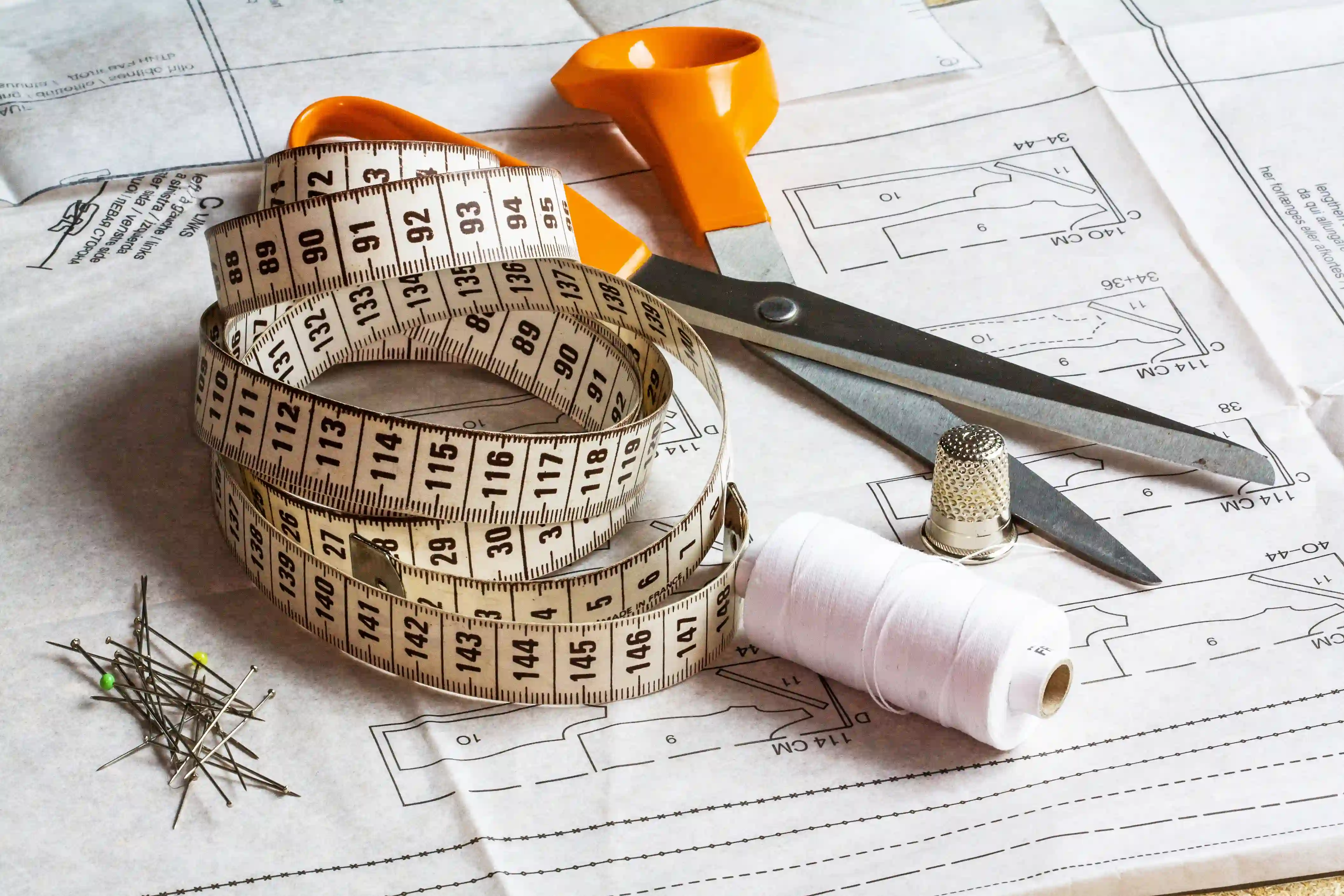 Individuelle Maßkonfiguration eines Hemds